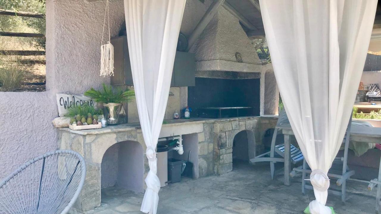 Sea View Villa In Olive Garden Nea Kallikrateia ภายนอก รูปภาพ