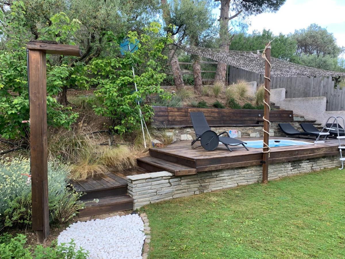 Sea View Villa In Olive Garden Nea Kallikrateia ภายนอก รูปภาพ